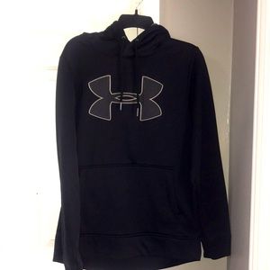 Men’s black Under Armour hoodie